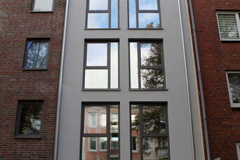 Neubau eines Mehrfamilienhauses mit 33 Wohneinheiten in Lübeck <br>Bauzeit: 2015-2016 <br>Leistungsspektrum: HOAI Phase: 1-6
