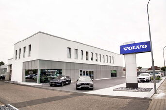 Umbau und Erweiterung eines Autohauses in Lübeck<br>Bauzeit: 2019 - 2020 <br>Leistungsspektrum: HOAI Phase: 1-7