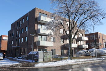 Neubau eines Wohn-und Geschäftshauses in Lübeck <br>Bauzeit: 2017-2018 <br>Leistungsspektrum: HOAI Phase: 2-5