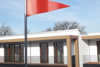 Neubau von 3 Villen in Hanglage am Wasser mit 29 WE in Kiel <br>Bauzeit: 11|2012  -01|2014 <br>Leistungsspektrum: HOAI Phase: 1-8