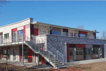 Neubau einer Kindertagesstätte in Henstedt-Ulzburg <br>Bauzeit: 2018-2020 <br>Leistungsspektrum: HOAI Phase: 1-7