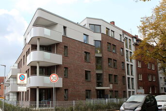 Neubau eines Mehrfamilienhauses mit 33 Wohneinheiten in Lübeck <br>Bauzeit: 2015-2016 <br>Leistungsspektrum: HOAI Phase: 1-6